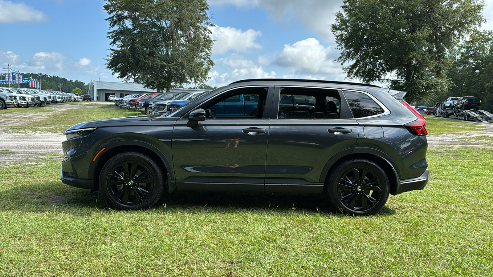 2023 Honda CR-V Hybrid Sport Touring 3