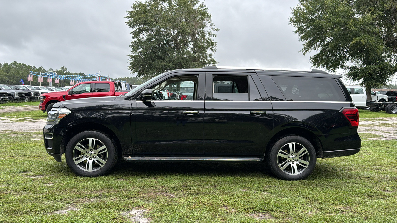 2023 Ford Expedition Max Limited 3