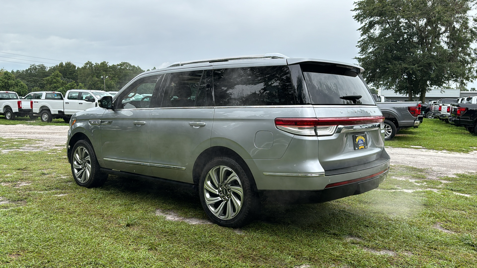 2023 Lincoln Navigator Standard 4