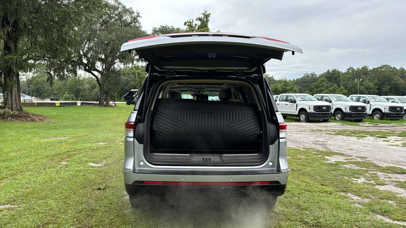 2023 Lincoln Navigator Standard 6