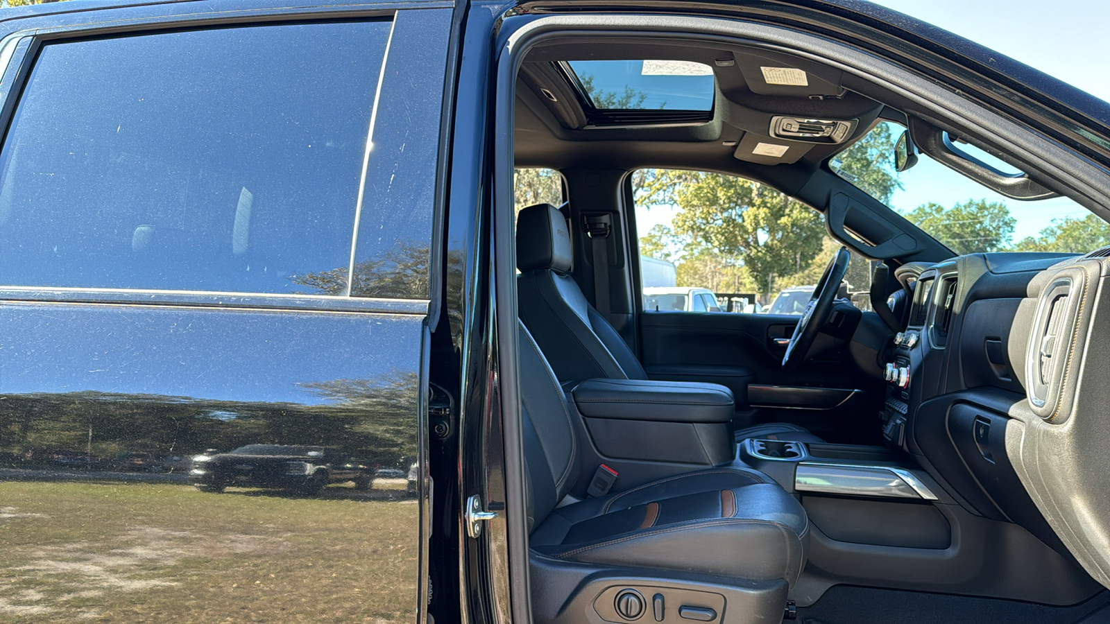 2023 GMC Sierra 2500HD AT4 10