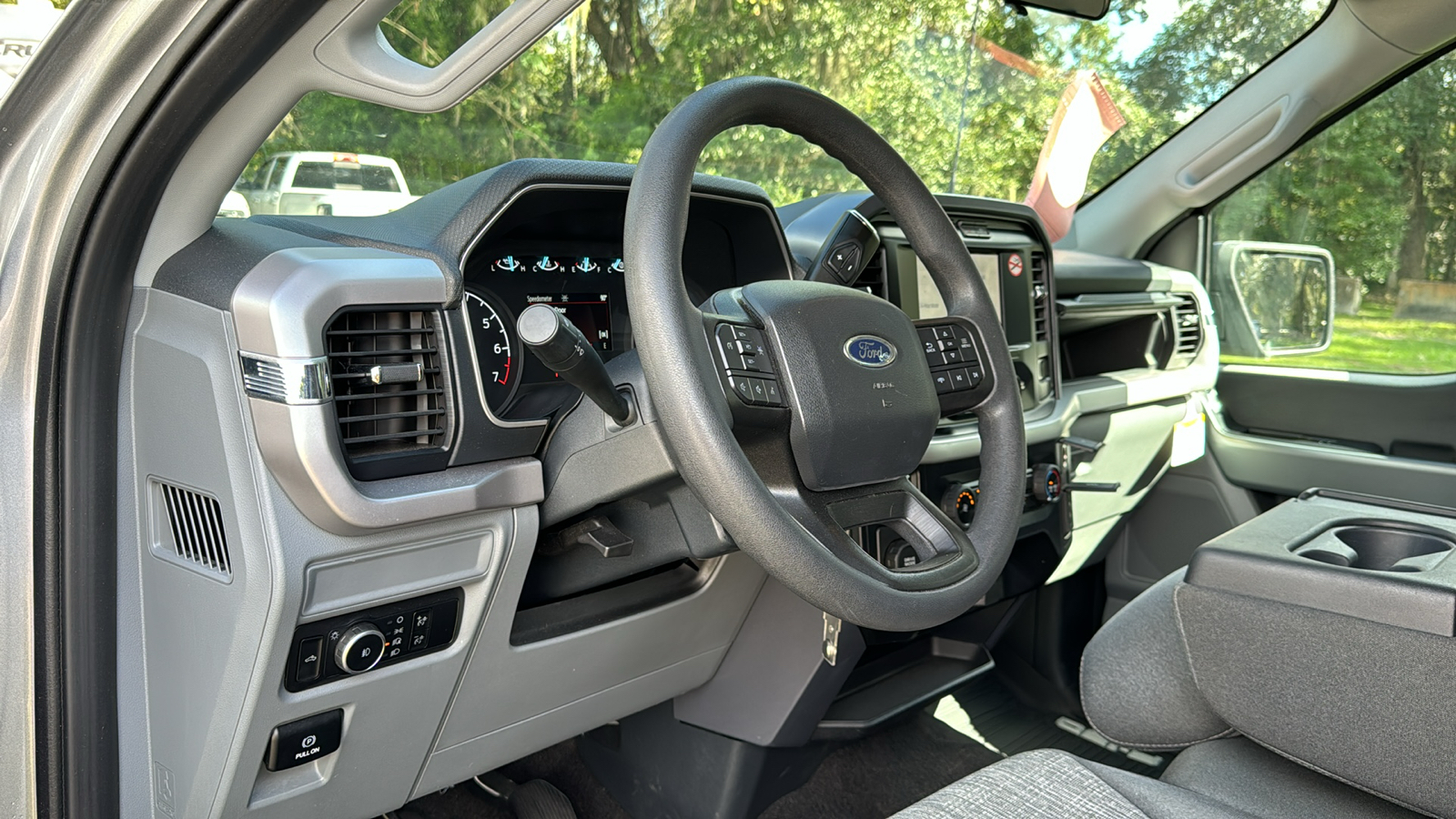 2023 Ford F-150 XL 29