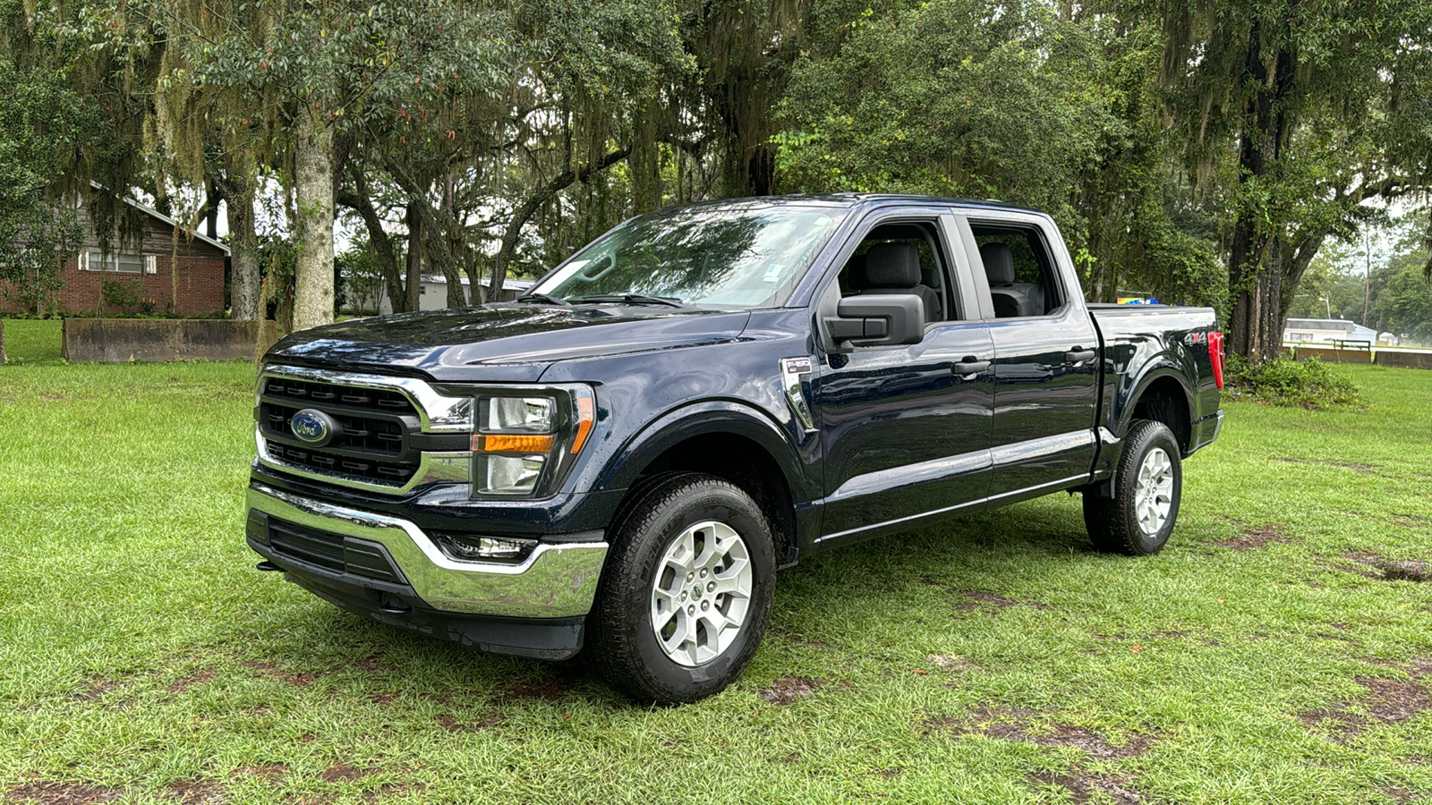 2023 Ford F-150 XL 2