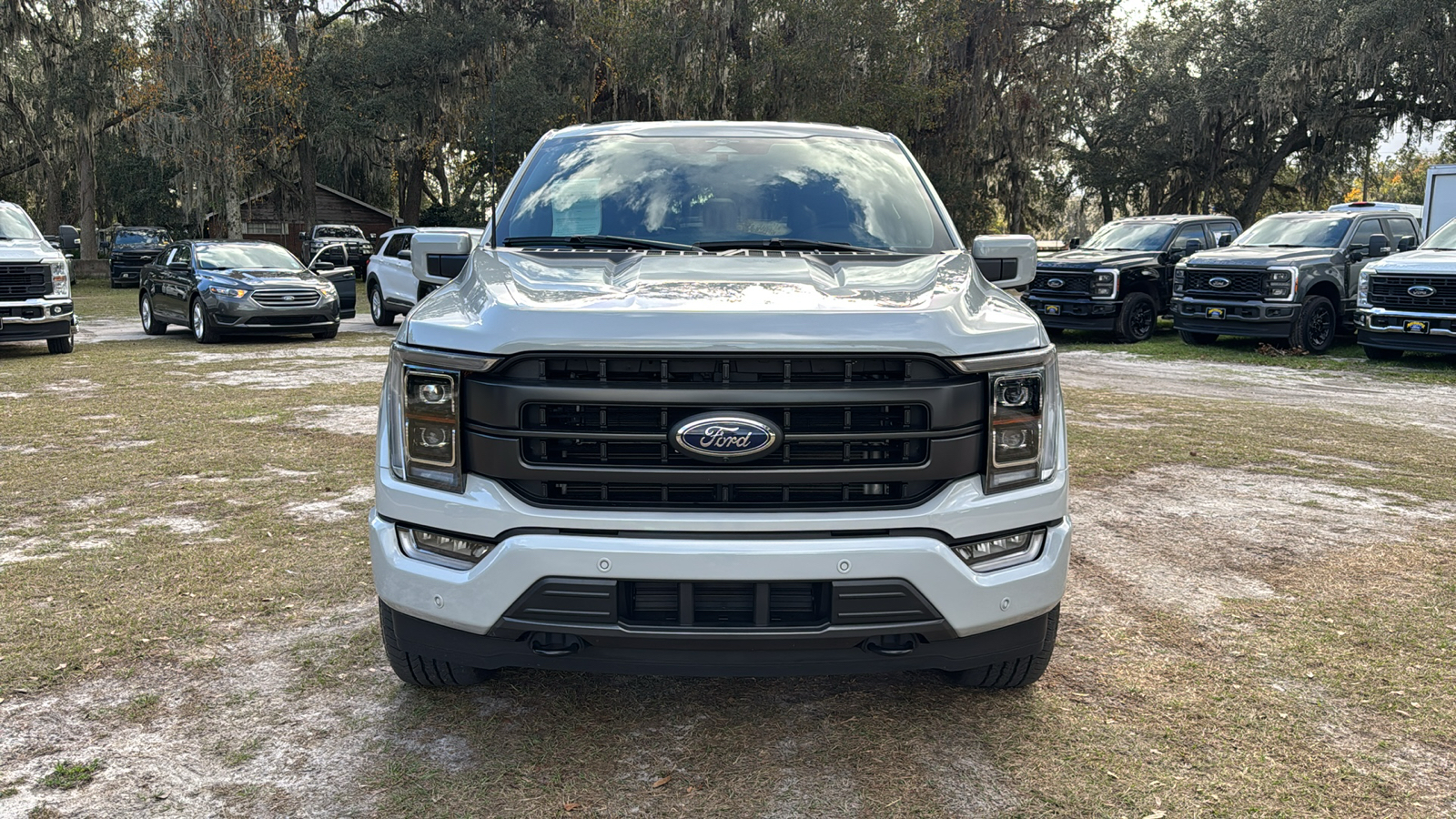 2023 Ford F-150 Lariat 12