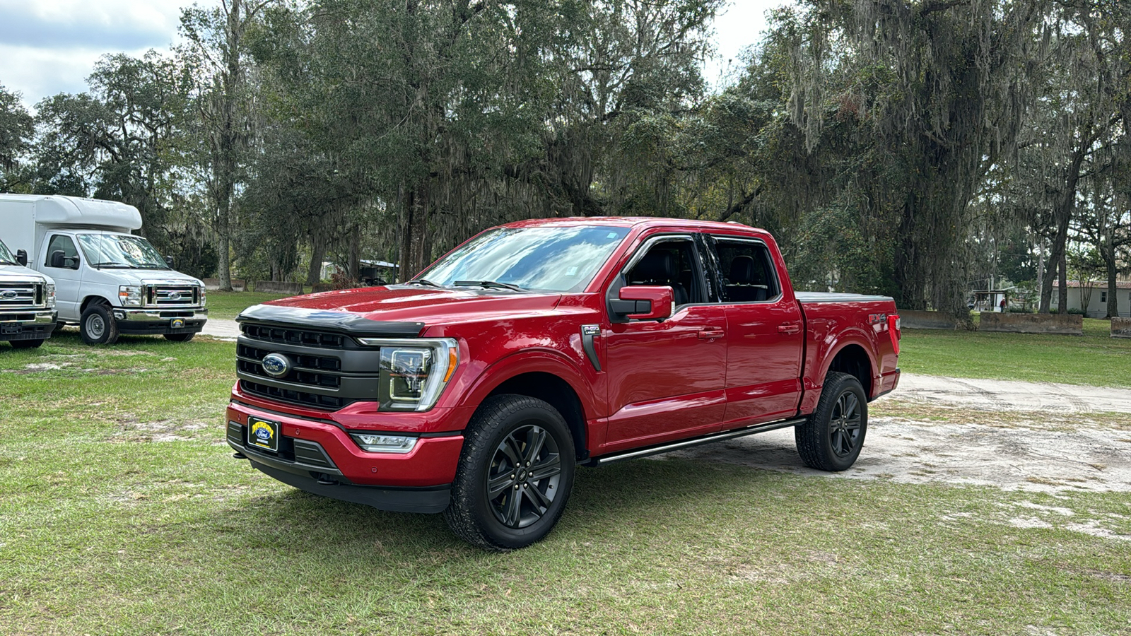 2023 Ford F-150 Lariat 2