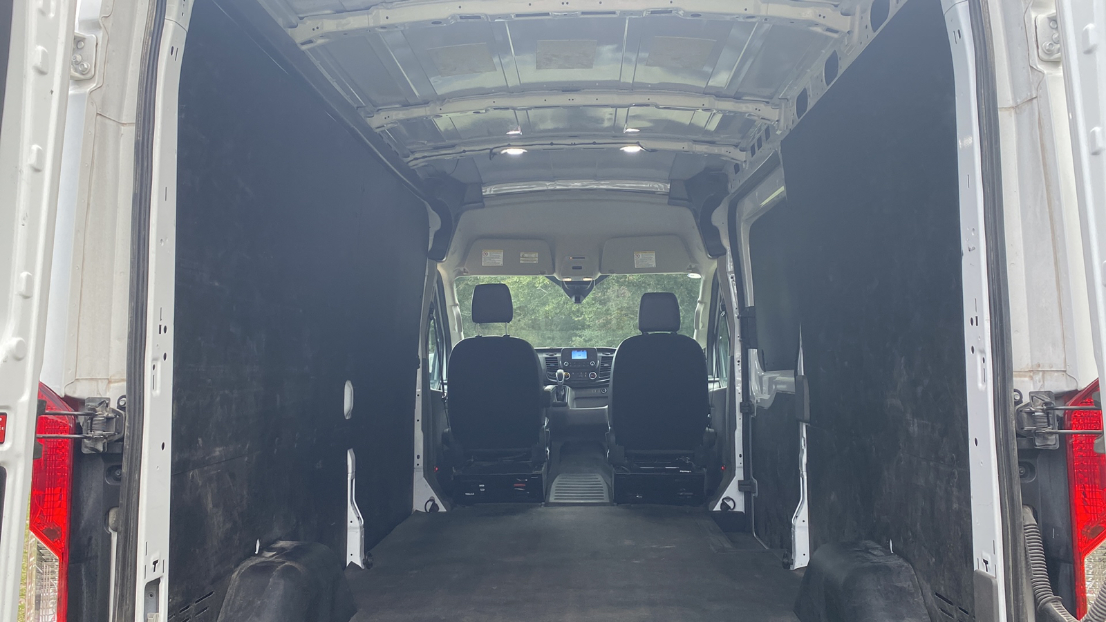 2023 Ford Transit-250 HIGH ROOF 21