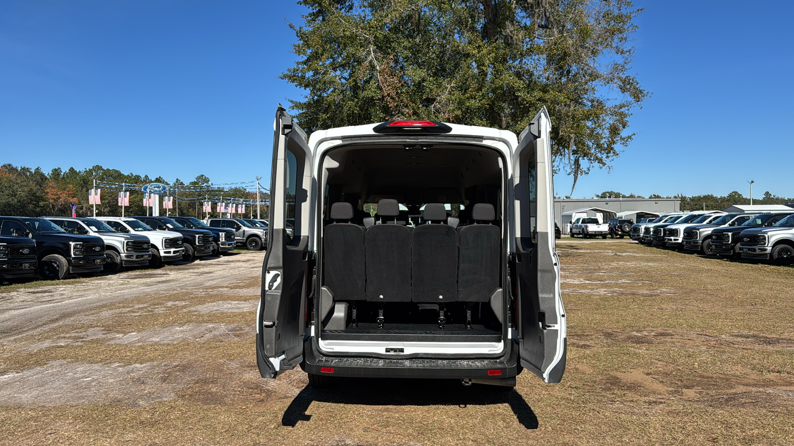 2023 Ford Transit-350 XL 6