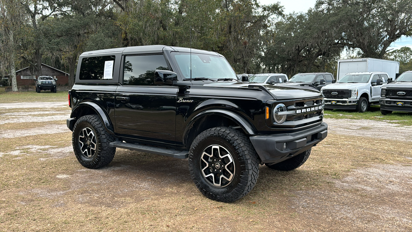 2023 Ford Bronco Outer Banks 1