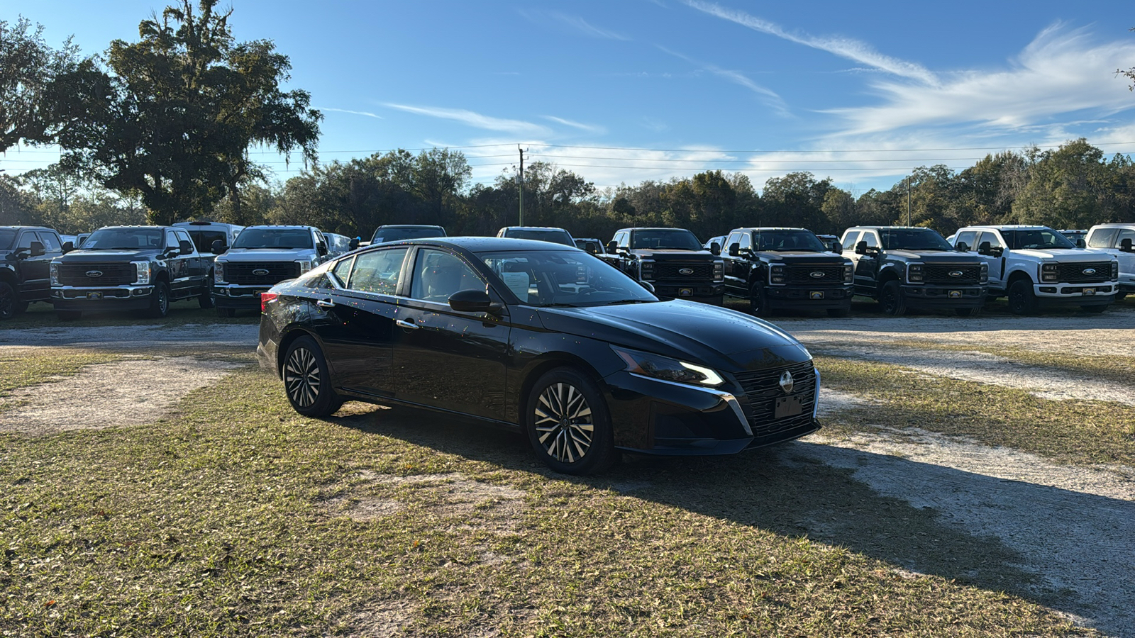 2023 Nissan Altima 2.5 SV 1