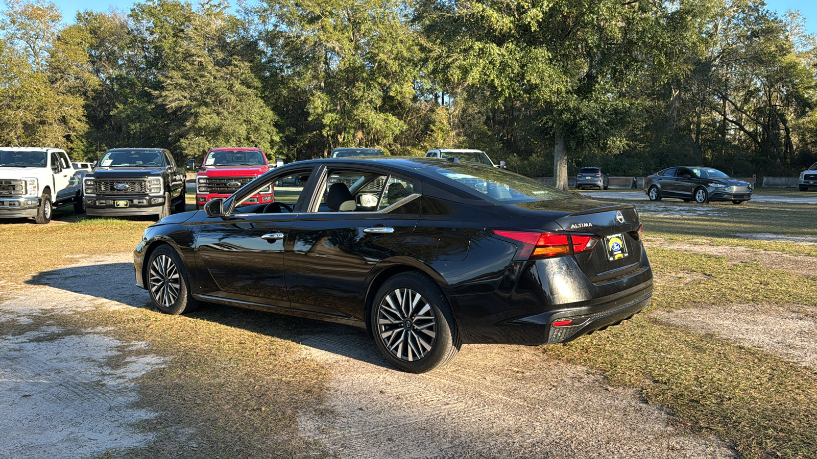 2023 Nissan Altima 2.5 SV 4