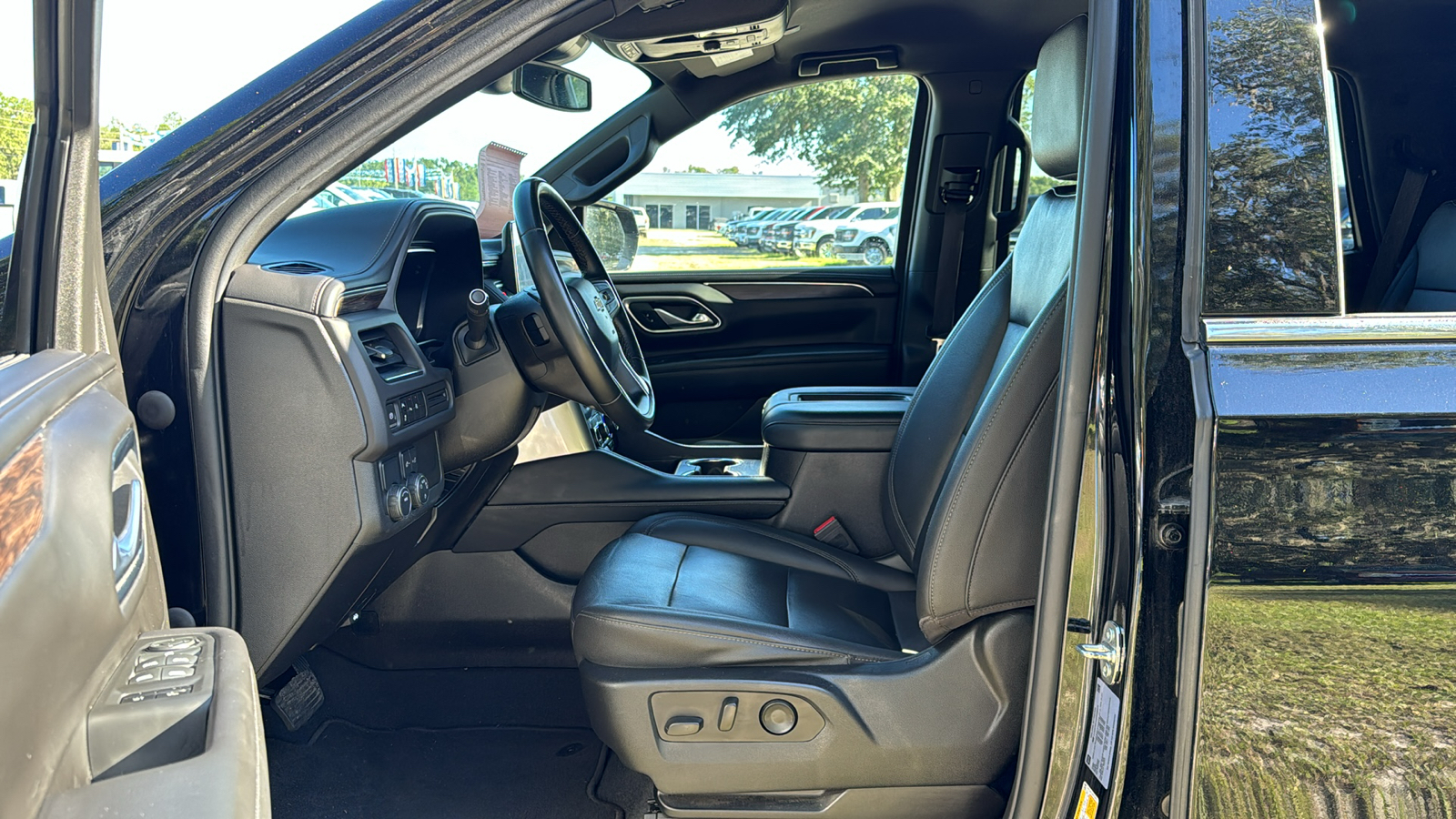 2023 Chevrolet Tahoe LT 15