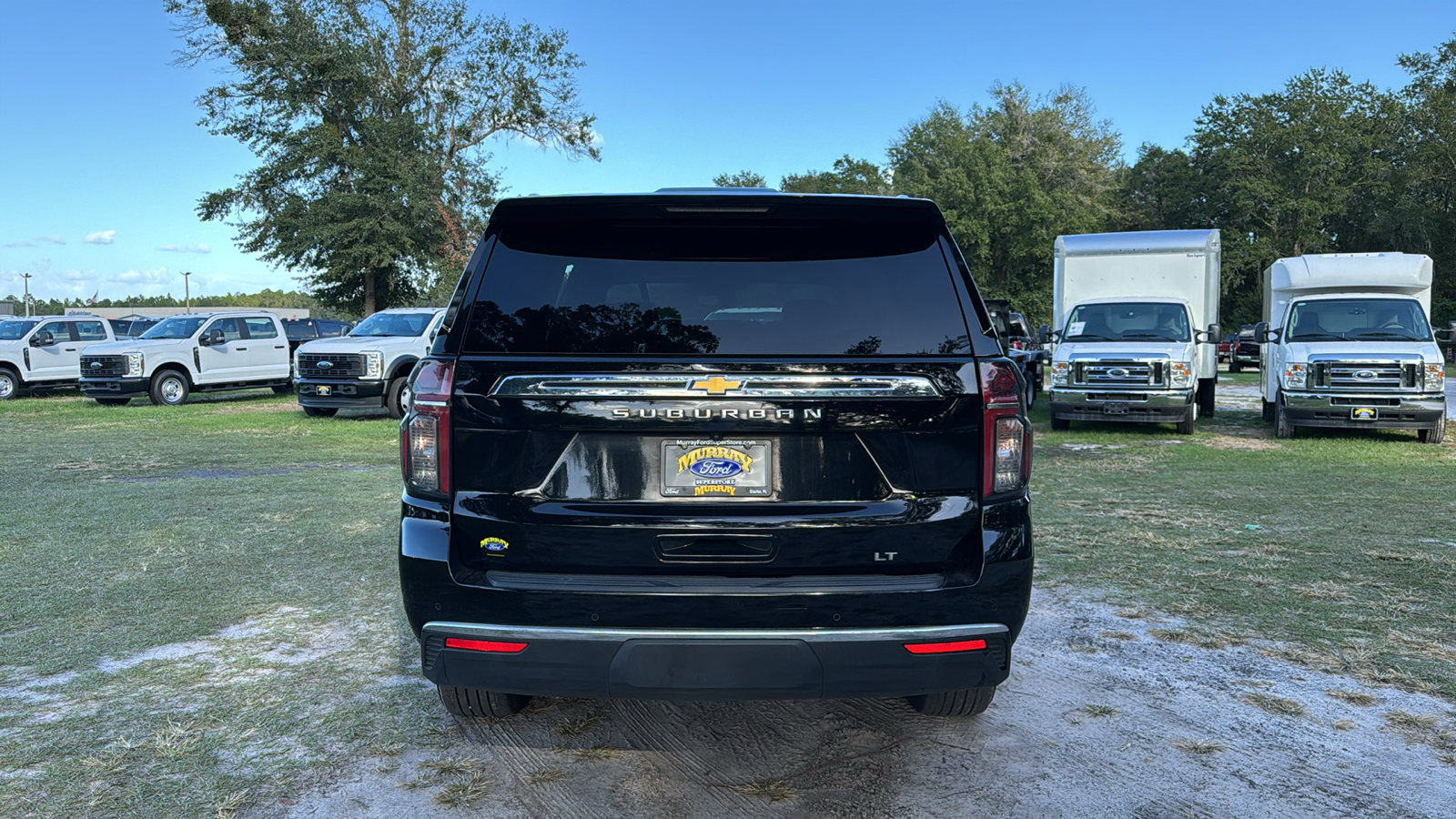 2023 Chevrolet Suburban LT 5