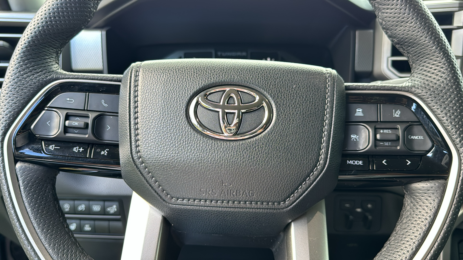 2023 Toyota Tundra Limited 18