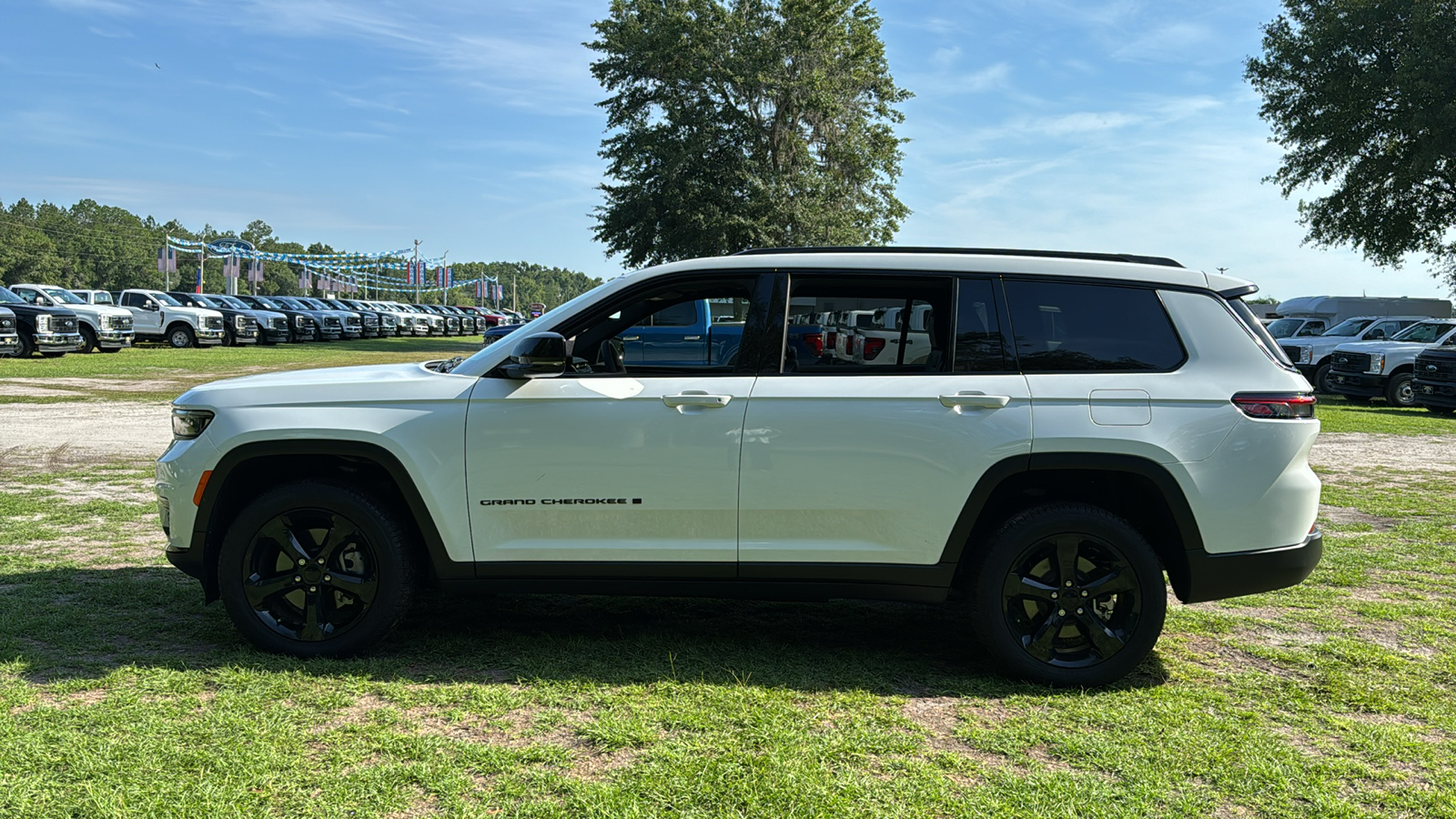 2024 Jeep Grand Cherokee L  3