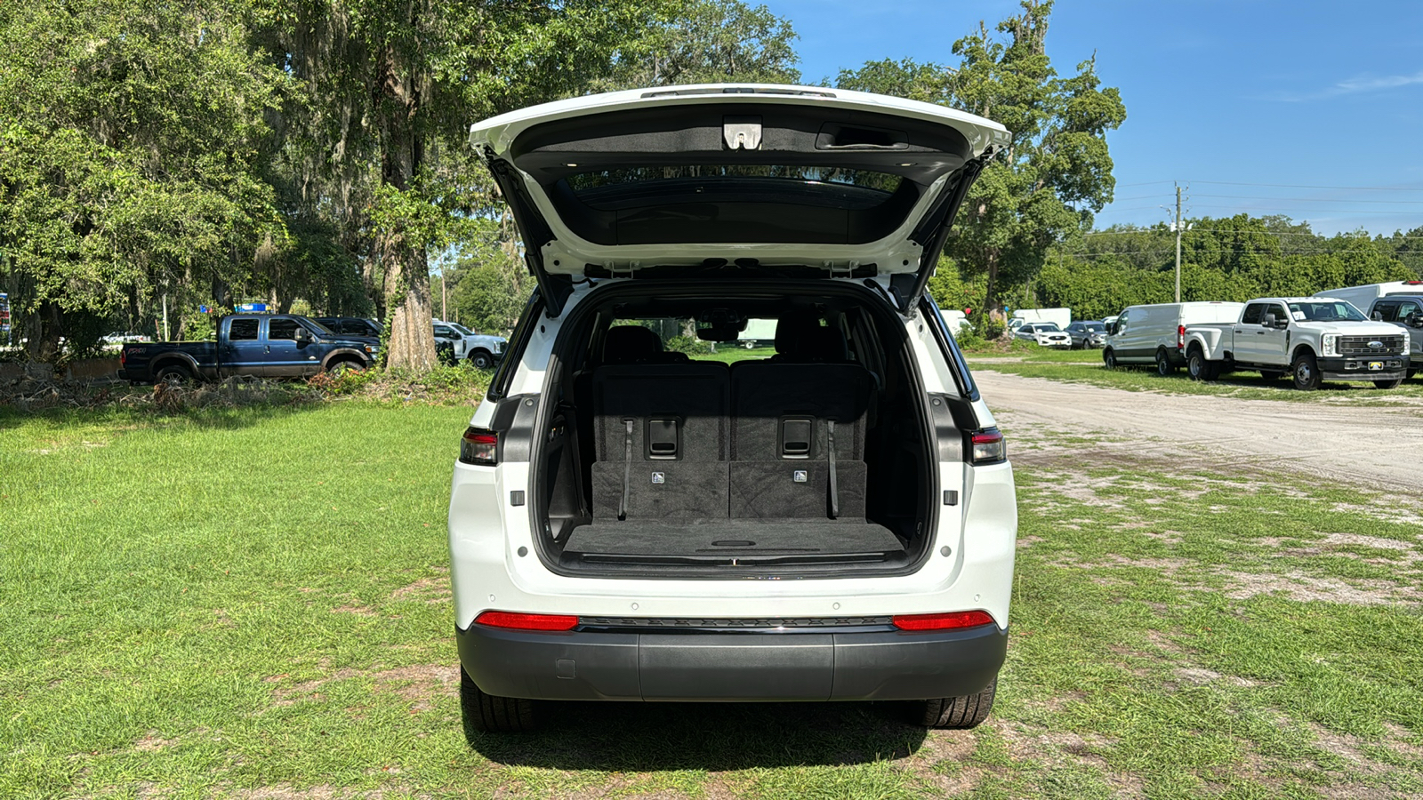 2024 Jeep Grand Cherokee L  6