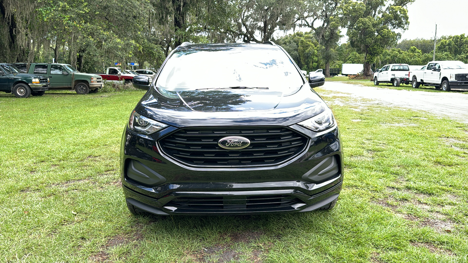 2024 Ford Edge SE 11