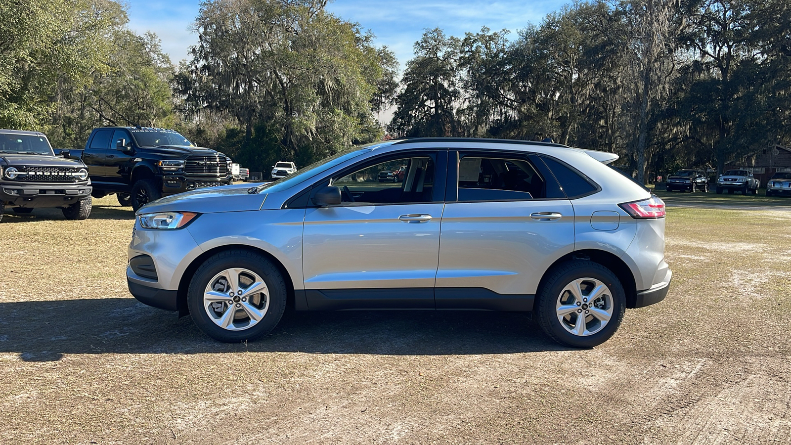 2024 Ford Edge SE 3