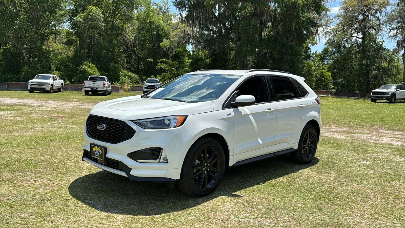 2024 Ford Edge ST Line 2