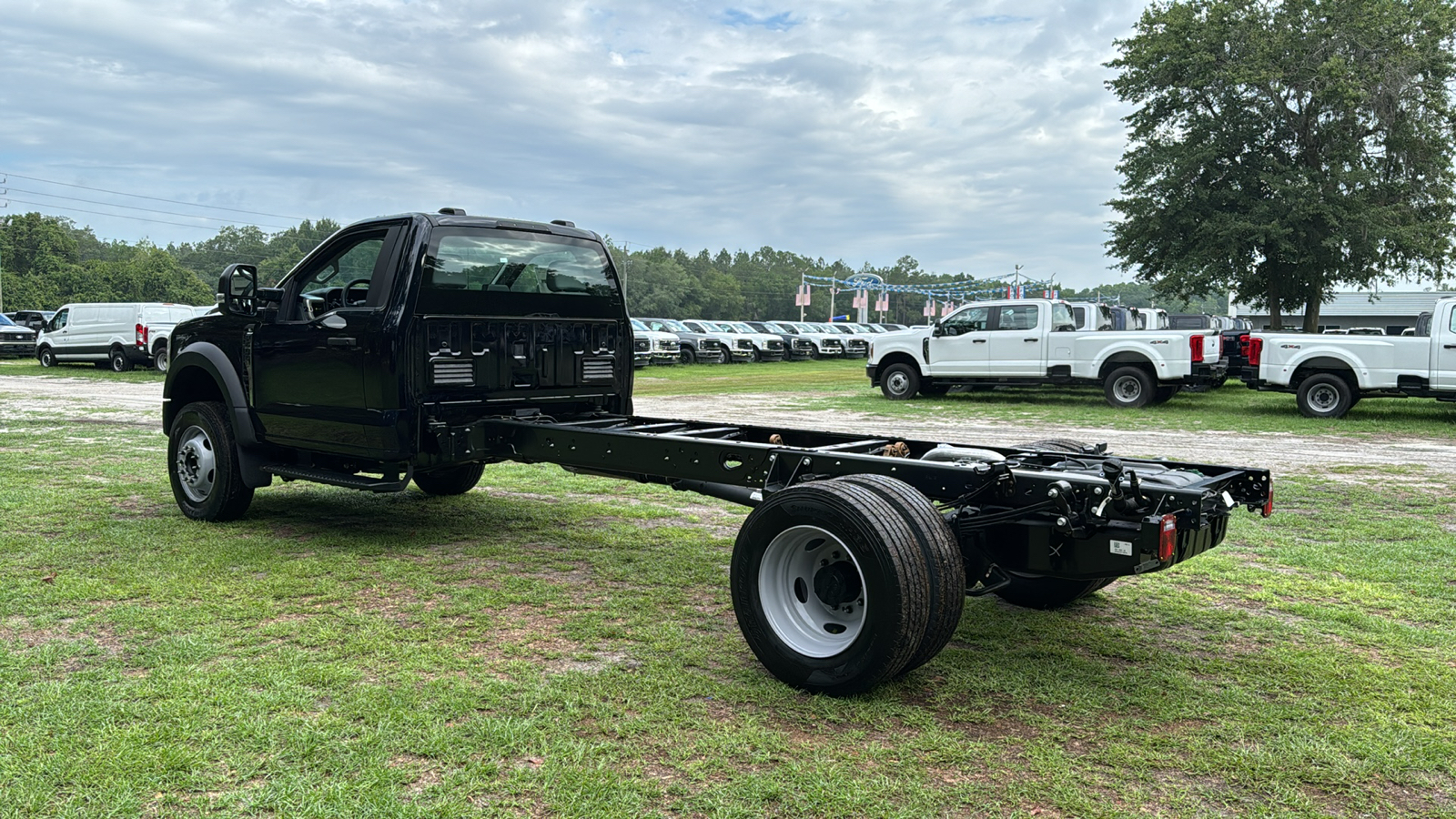 2024 Ford F-600SD XL 4