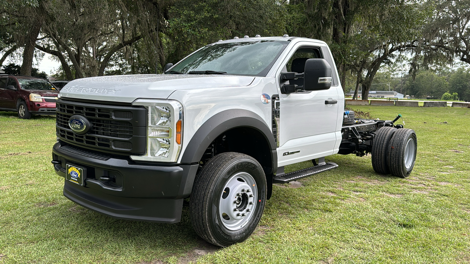 2024 Ford F-600 Super Duty  2