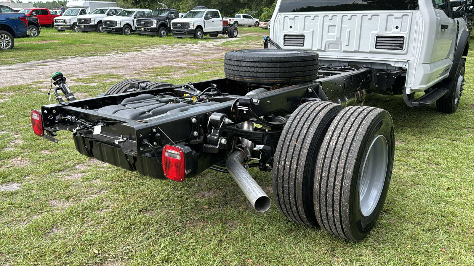 2024 Ford F-600 Super Duty  6