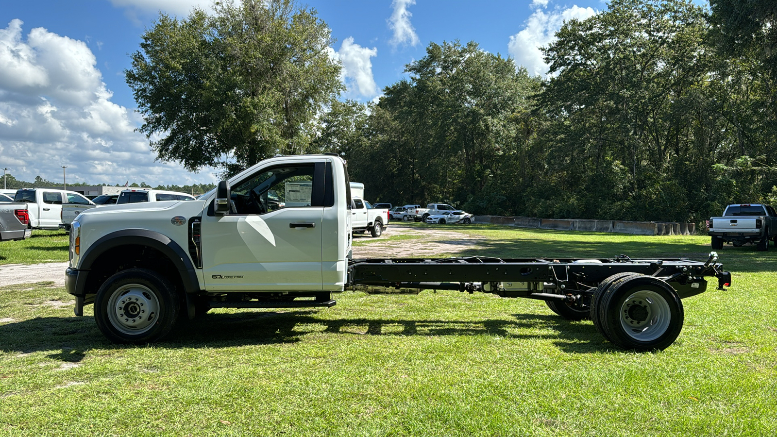 2024 Ford F-550SD XL 3