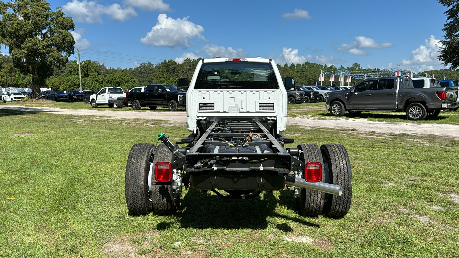 2024 Ford F-550SD XL 5