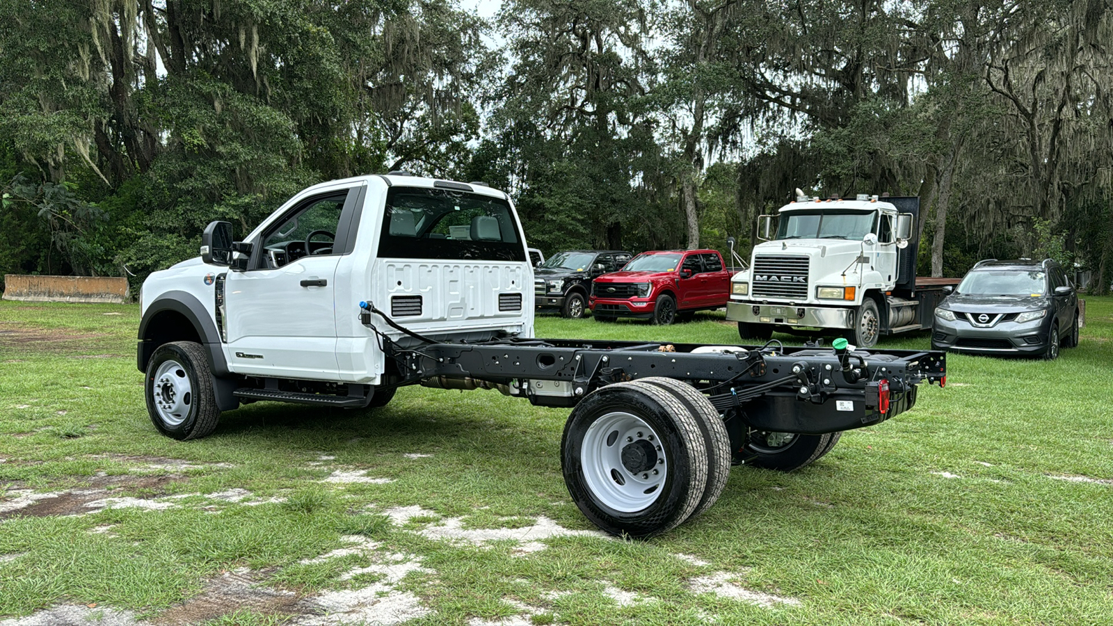 2024 Ford F-550SD XL 4