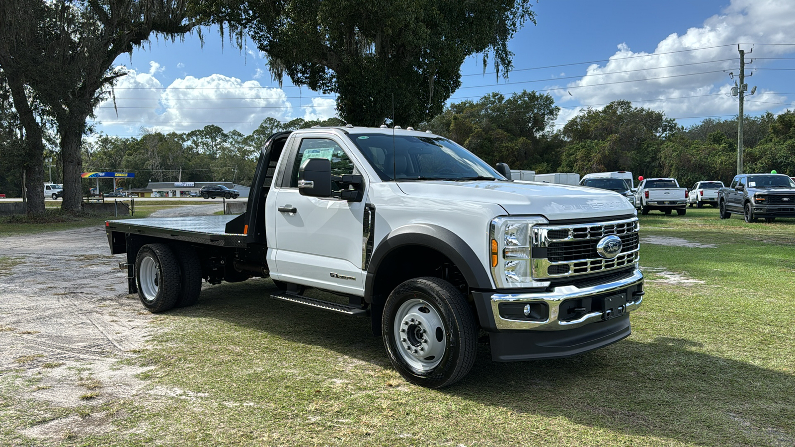 2024 Ford F-550SD XL 1