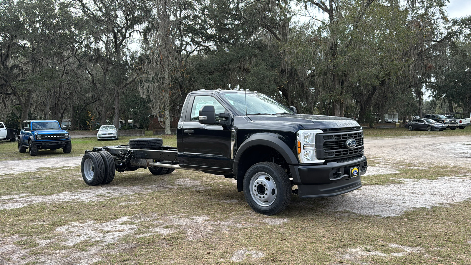 2024 Ford F-550SD XL 1