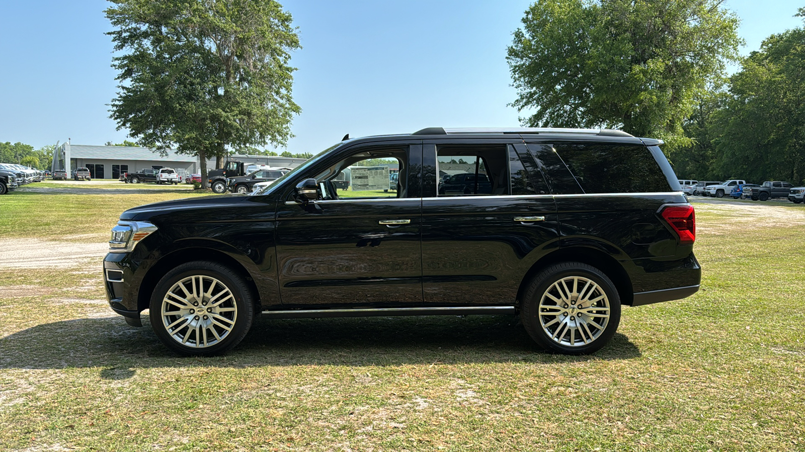 2024 Ford Expedition Limited 3