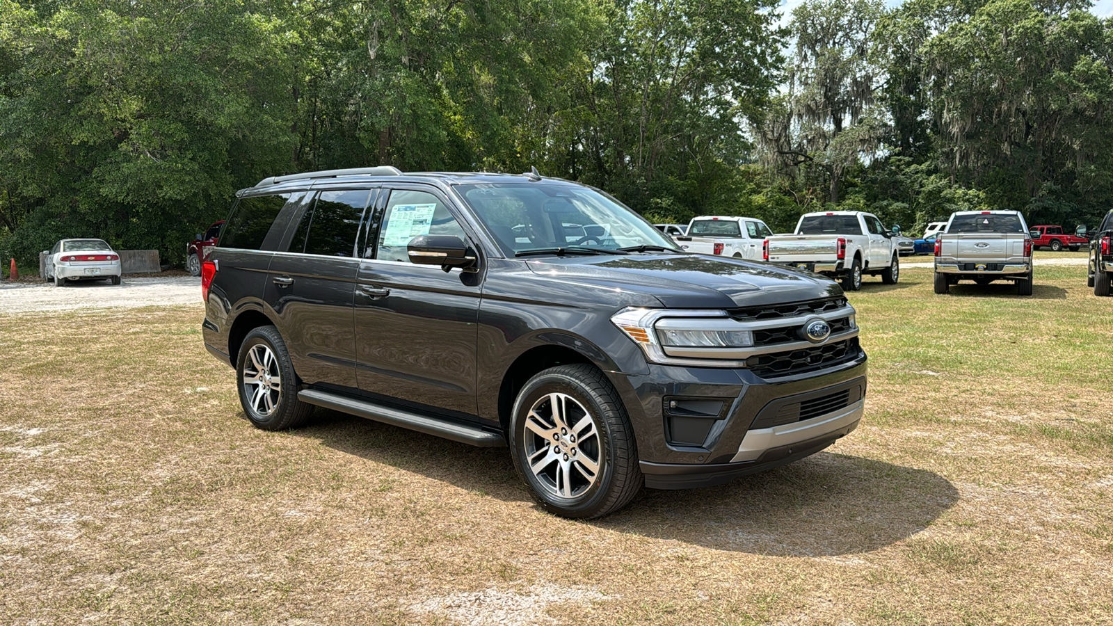 2024 Ford Expedition XLT 1