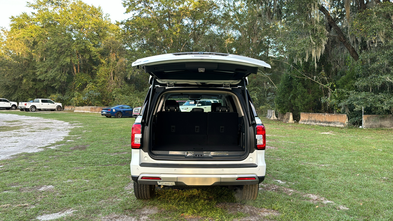 2024 Ford Expedition XLT 6