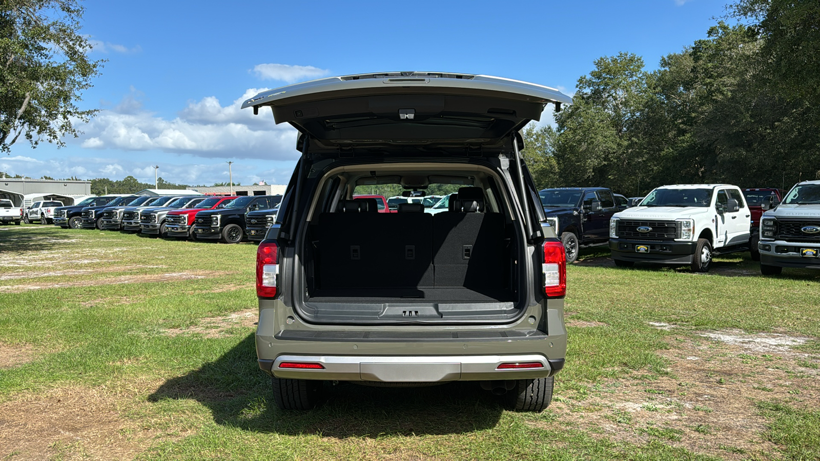 2024 Ford Expedition XLT 6