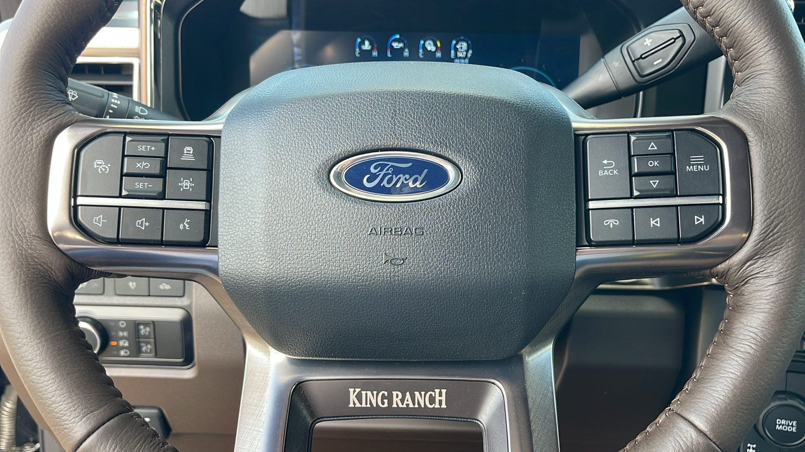 2024 Ford F-350SD King Ranch 24