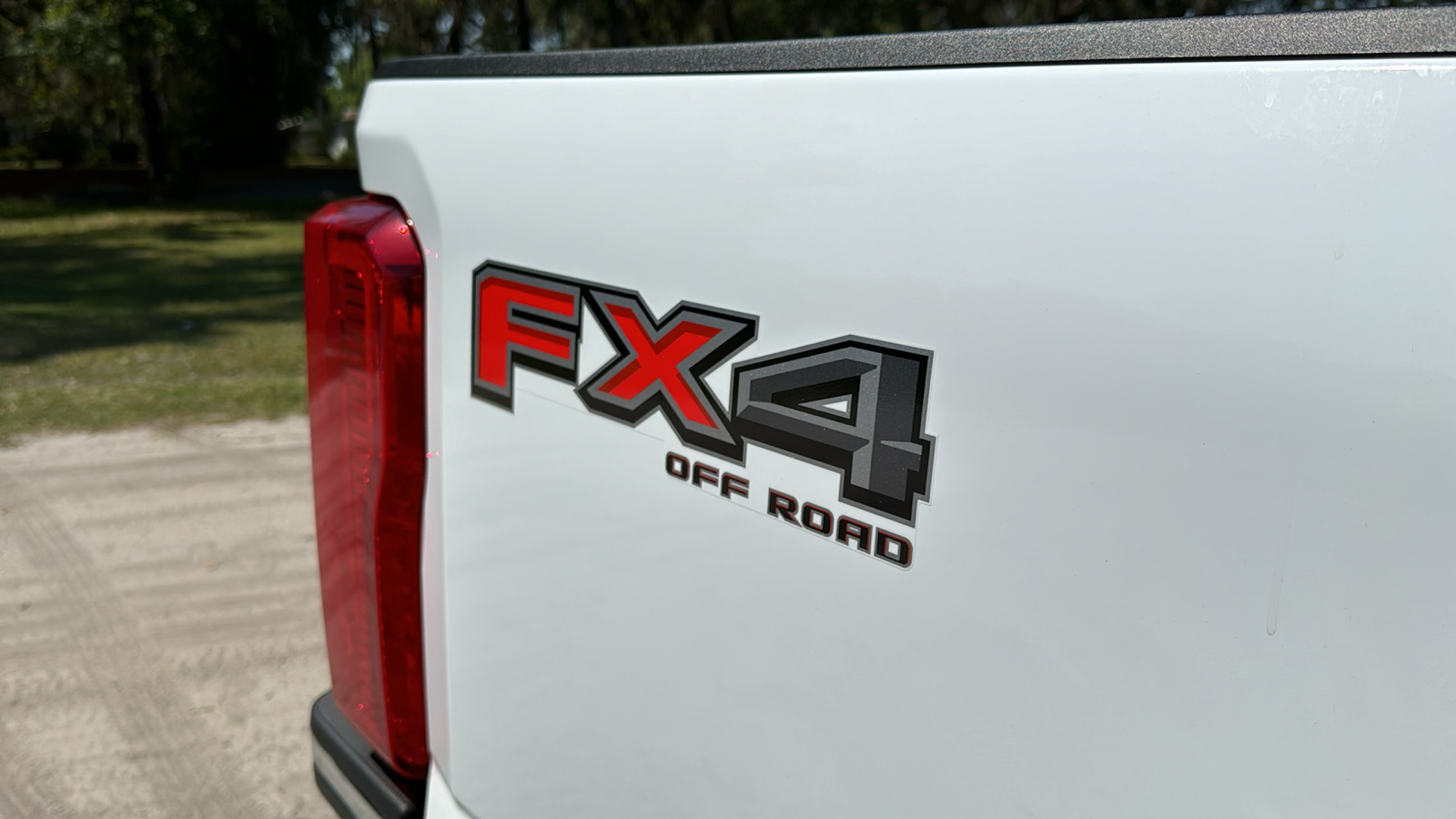2024 Ford F-250SD XL 8