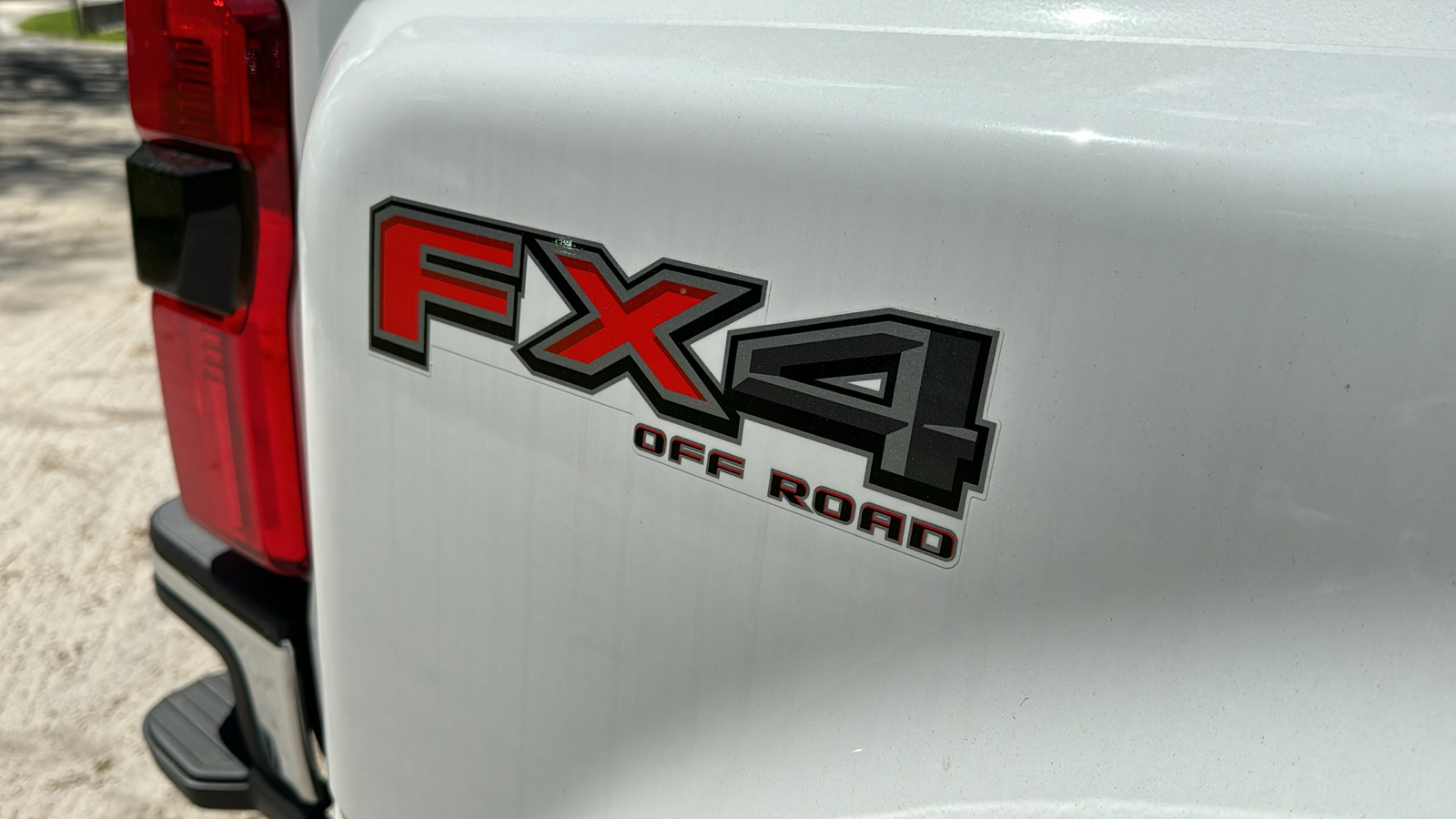 2024 Ford F-350SD XL 8