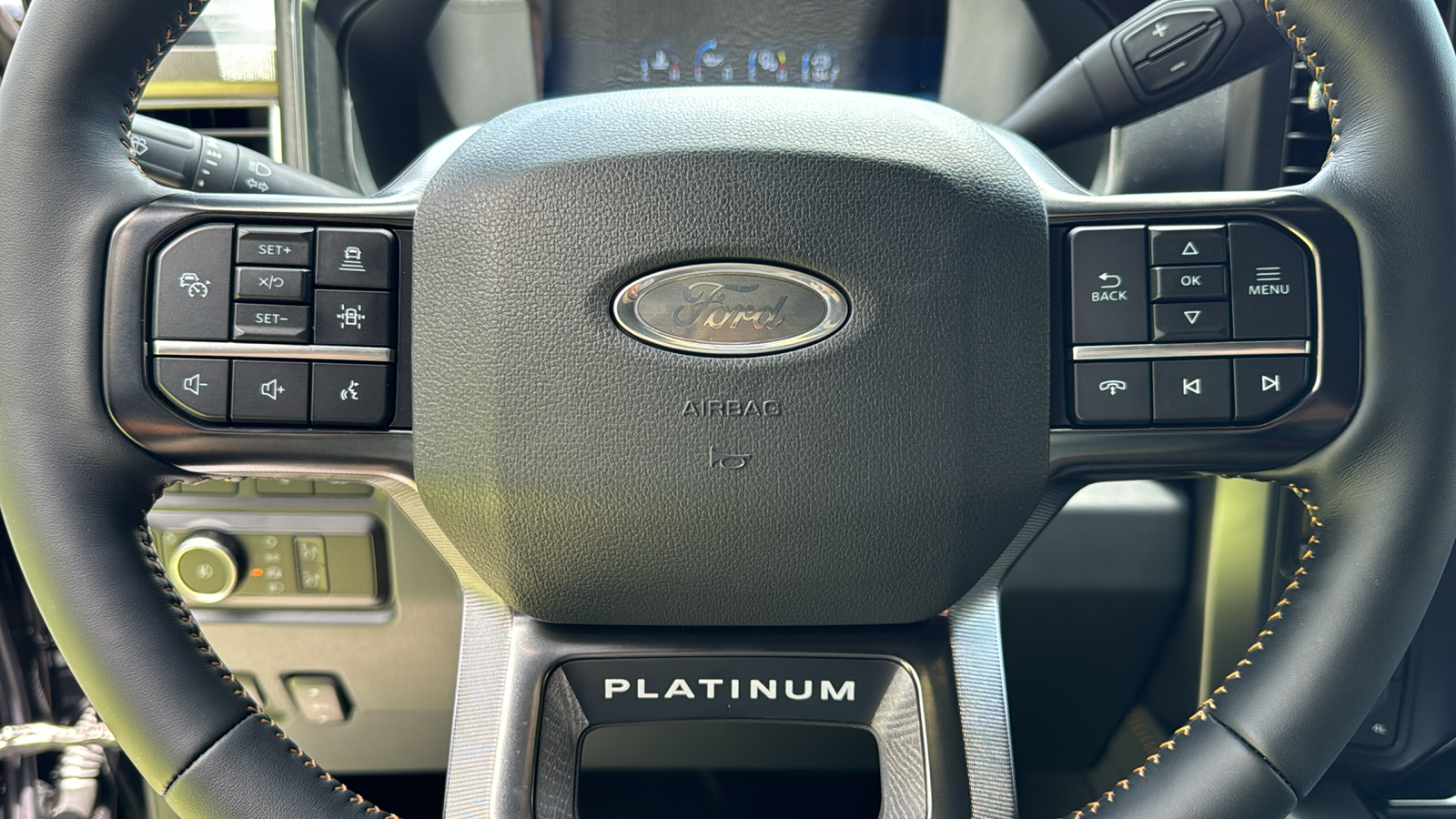 2024 Ford F-350SD Platinum 27