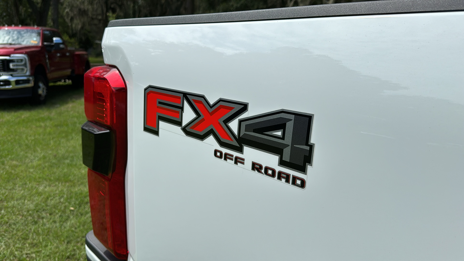 2024 Ford F-250SD XL 8