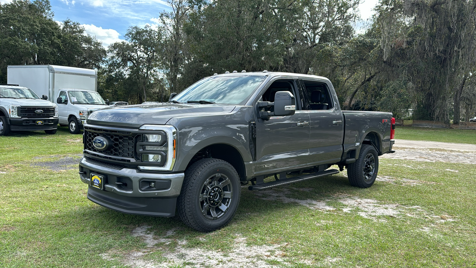 2024 Ford F-250SD Lariat 2