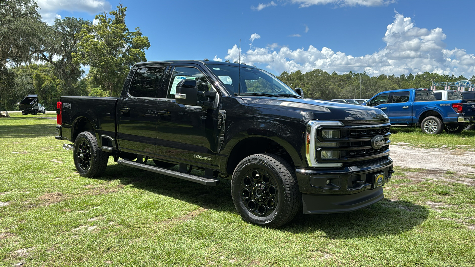 2024 Ford F-350SD Lariat 1