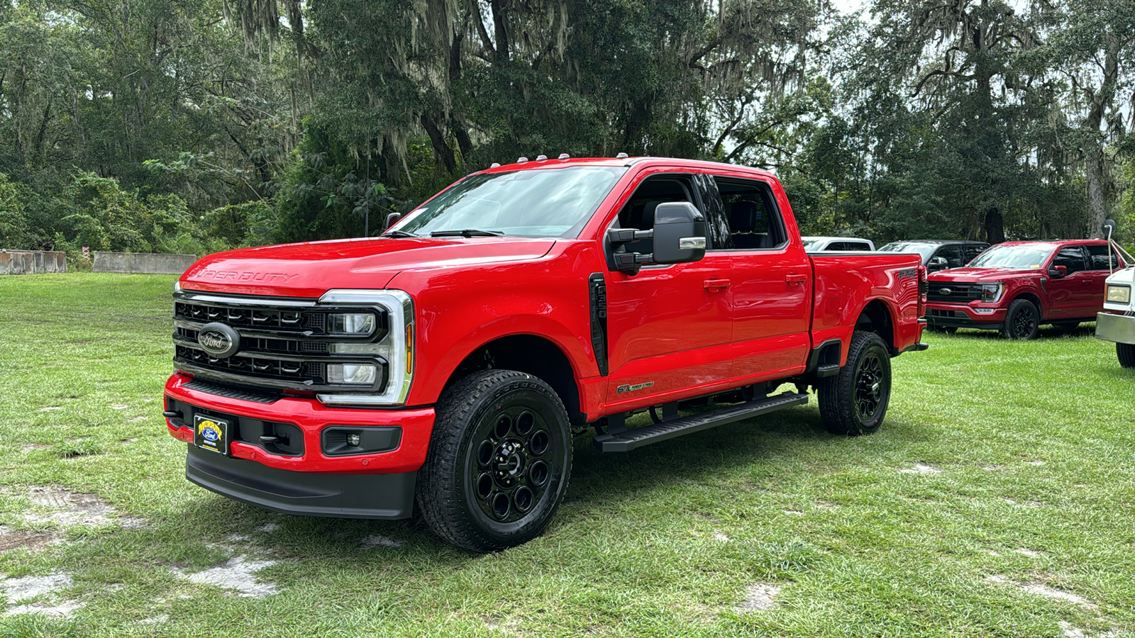 2024 Ford F-350SD Lariat 2