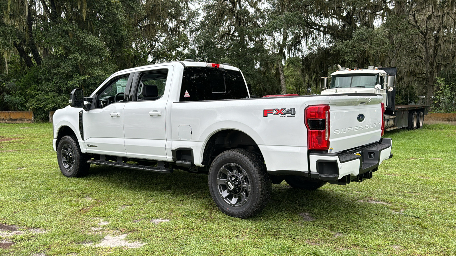 2024 Ford F-250SD Lariat 4