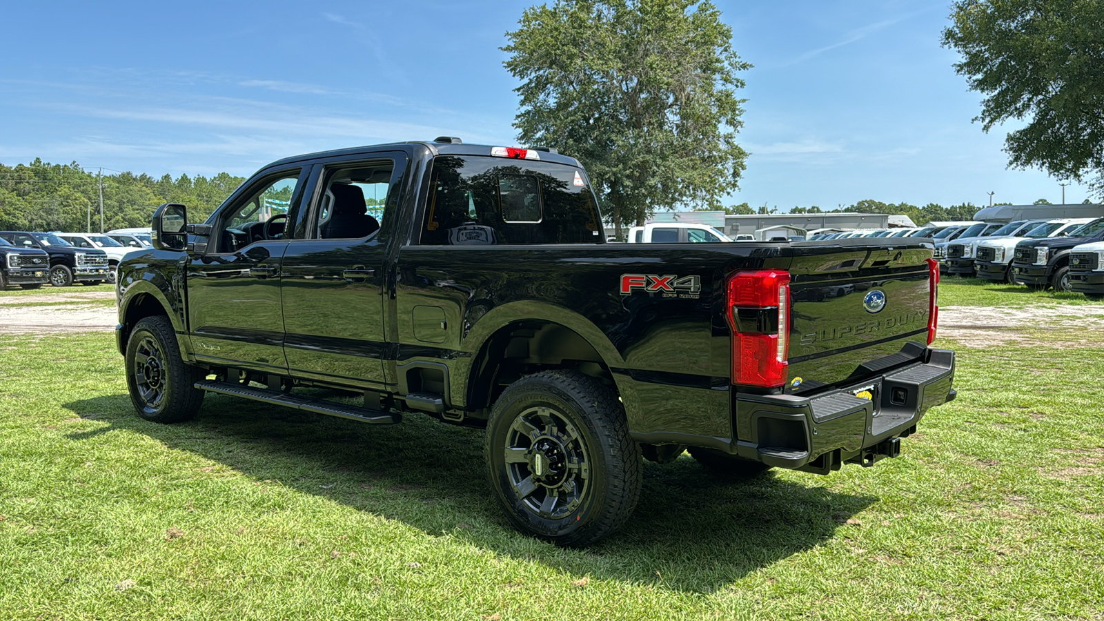 2024 Ford F-350SD Lariat 4