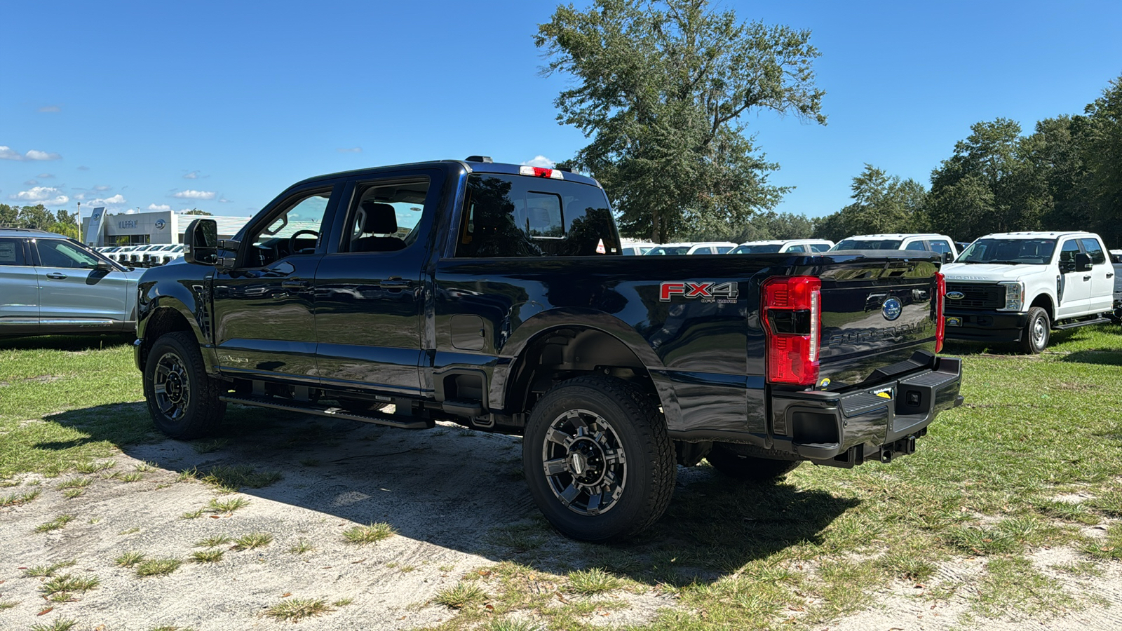 2024 Ford F-350SD Lariat 4