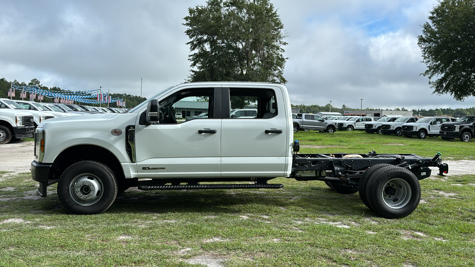 2024 Ford F-350SD XL 3