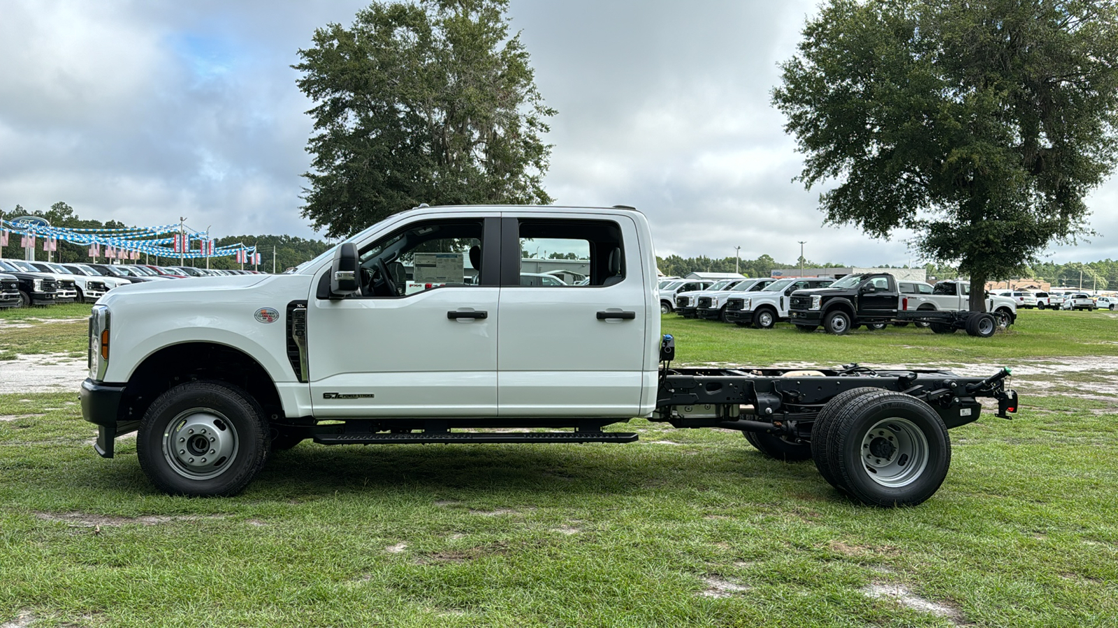 2024 Ford F-350SD XL 3