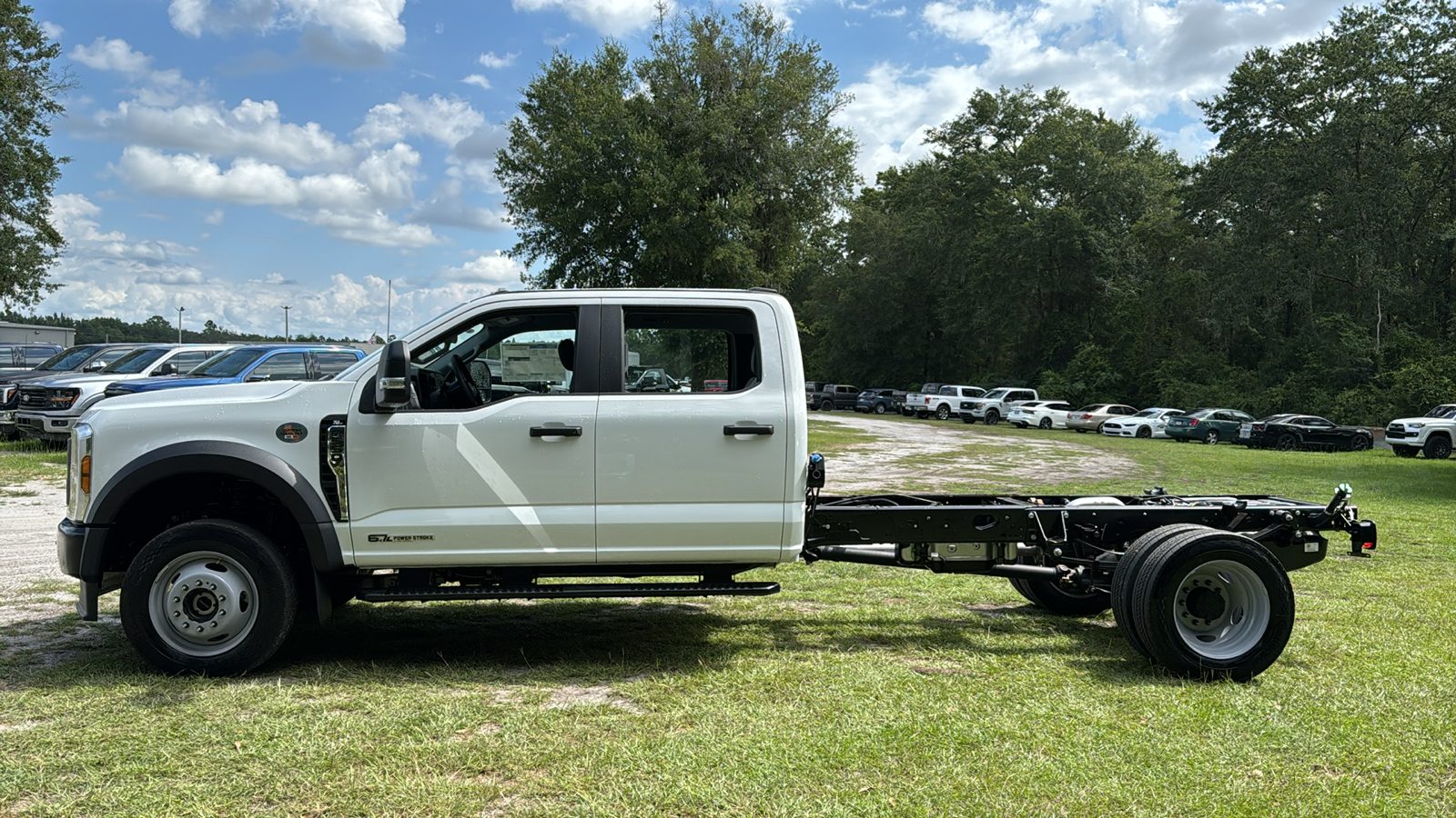 2024 Ford F-550SD XL 3