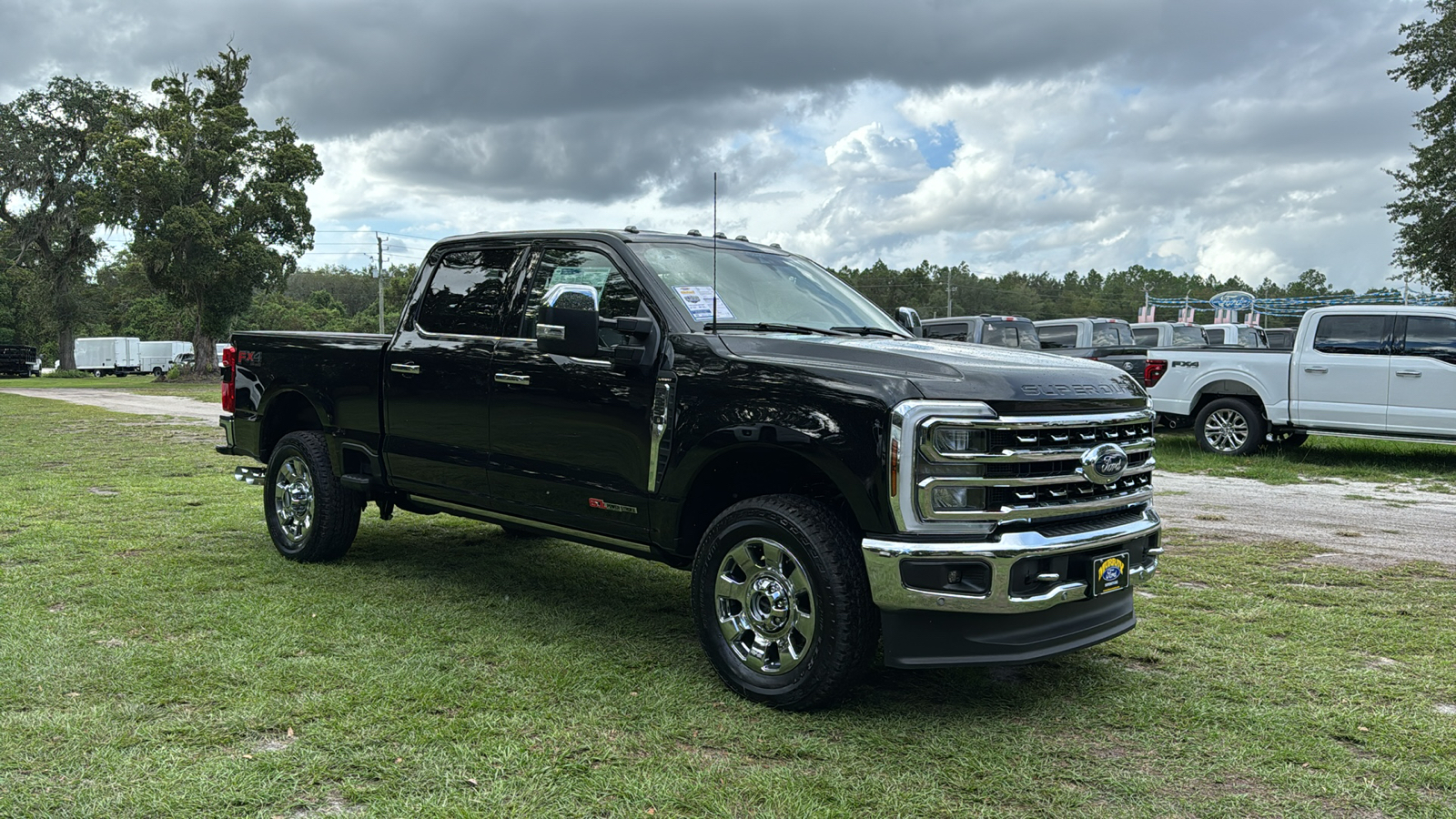 2024 Ford F-350SD Lariat 1