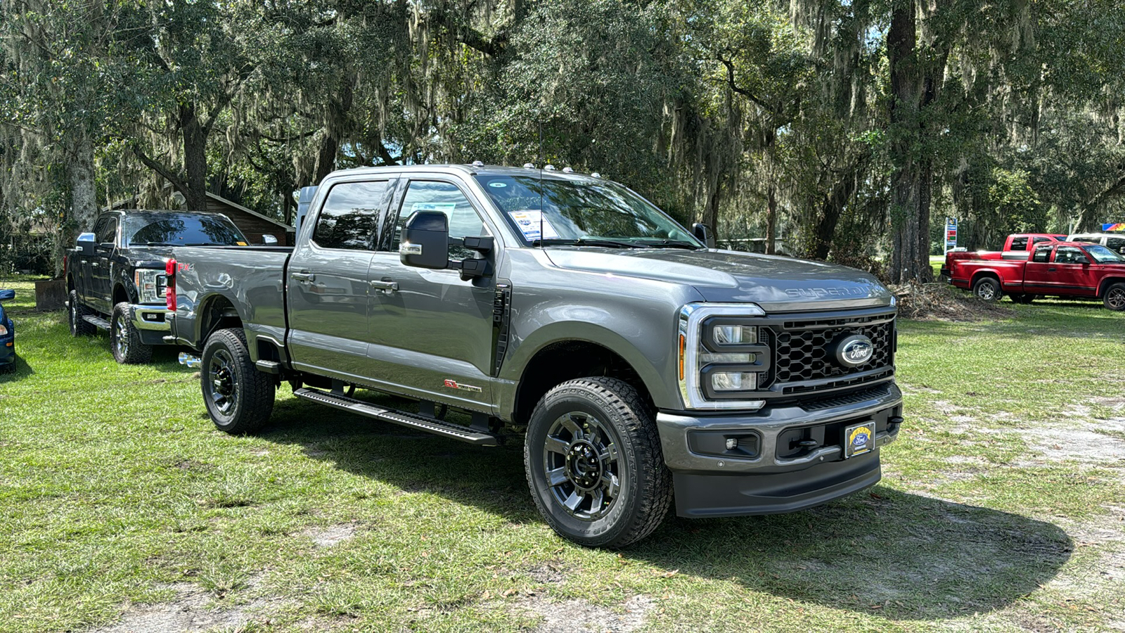 2024 Ford F-350SD Lariat 1